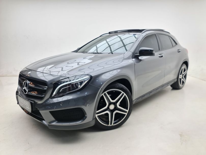 Mercedes GLA 250 Sport 2.0 TB 16V 4x2  211cv Aut.