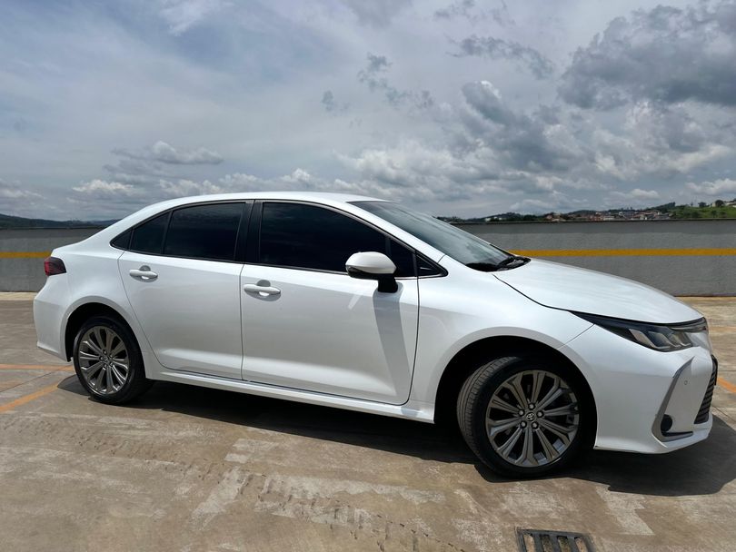 Toyota Corolla XEi 2.0 Flex 16V Aut.