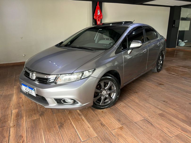 Honda Civic Sedan EXS 1.8/1.8 Flex 16V Aut. 4p