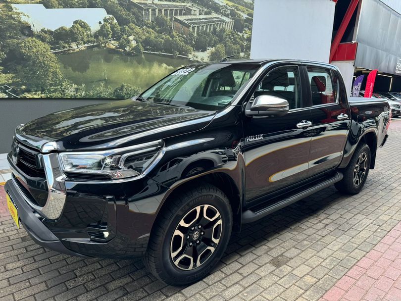 Toyota Hilux CD SRX 4x4 2.8 TDI 16V Diesel Aut.