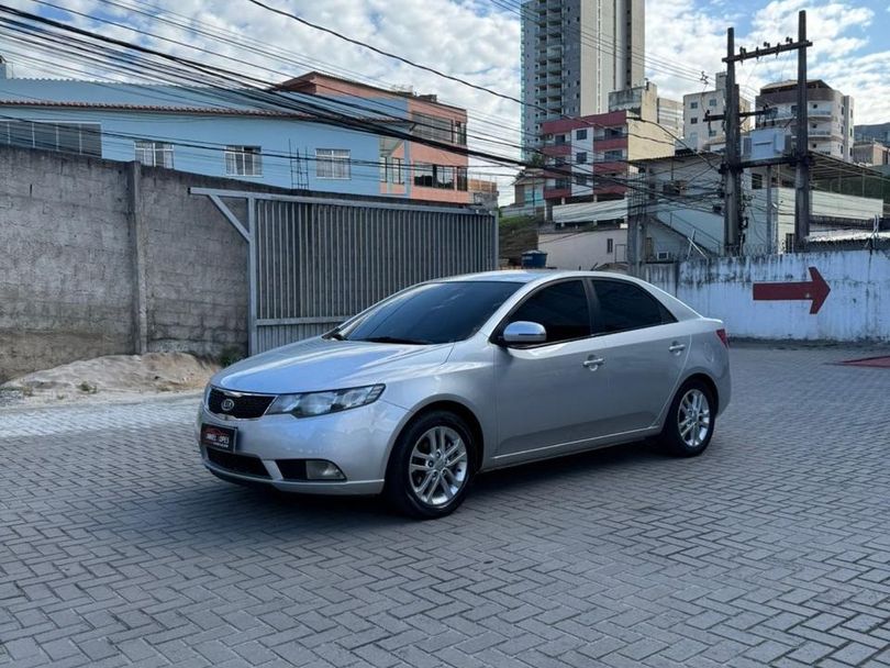 Kia Motors Cerato 1.6 16V Aut.
