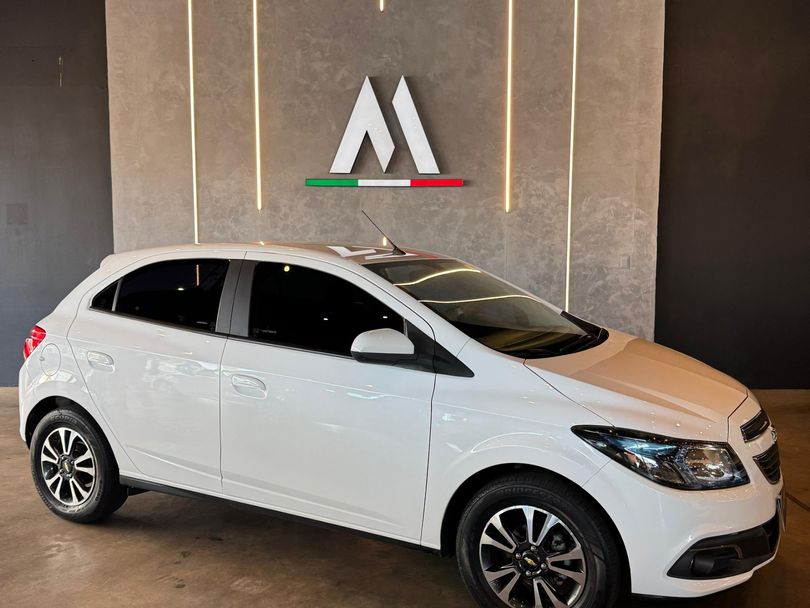Chevrolet ONIX HATCH LTZ 1.4 8V FlexPower 5p Mec.