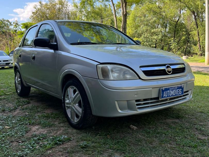 Chevrolet Corsa Sedan 1.8 MPFI 8V  102cv 4p