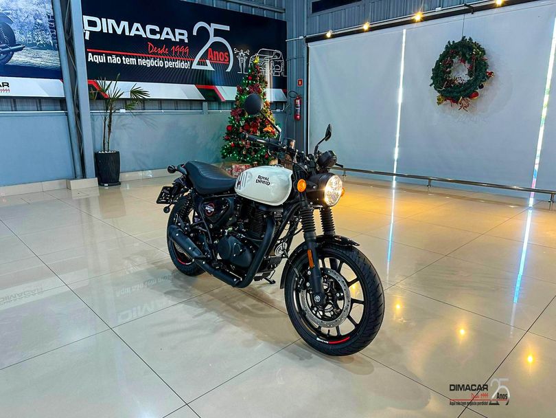 Royal Enfield Dapper White