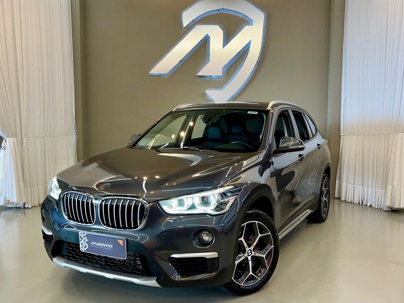 BMW X1 SDRIVE 20i X-Line 2.0 TB Active Flex