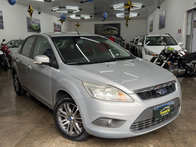 Ford Focus 2.0 16V/ 2.0 16V Flex 5p