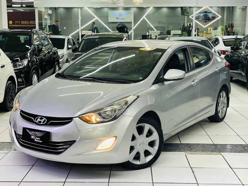 Hyundai Elantra GLS 1.8 16V Aut.