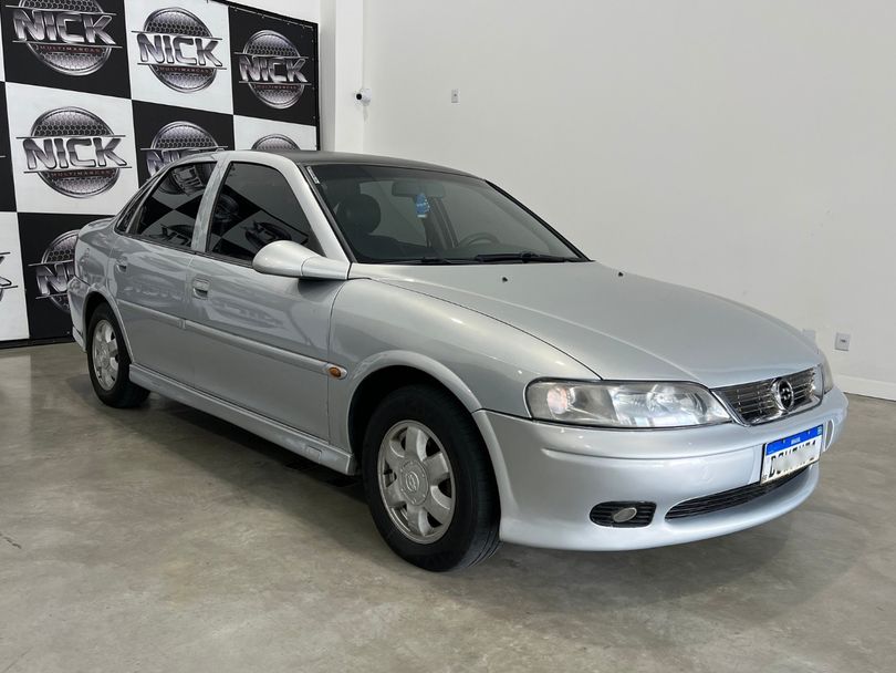 Chevrolet Vectra GLS/ Challenge 2.2 MPFI 16V