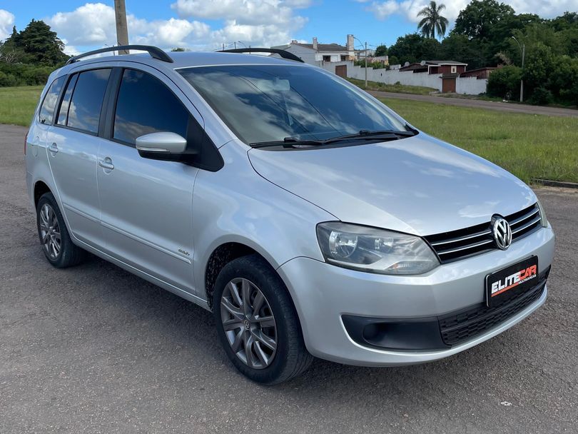VolksWagen SPACEFOX 1.6/ 1.6 Trend Total Flex 8V 5p