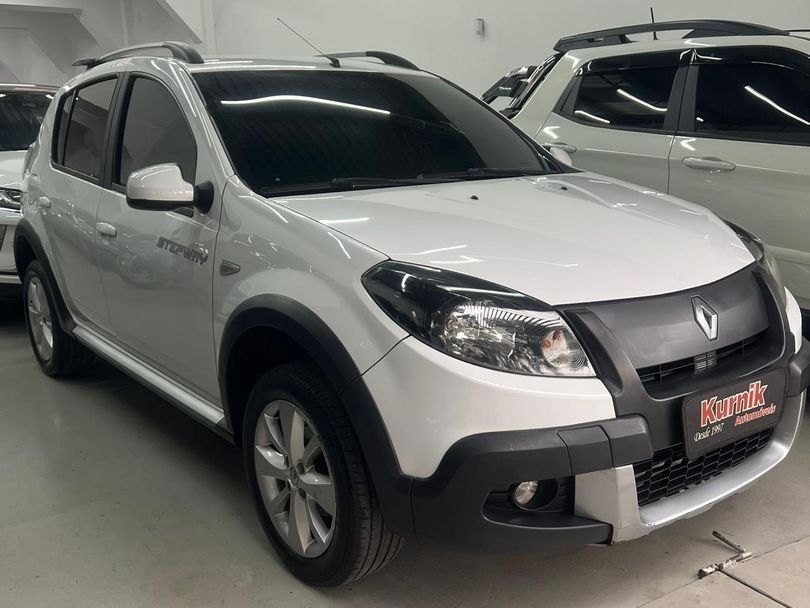 Renault SANDERO STEPWAY Hi-Flex 1.6 16V 5p Aut.