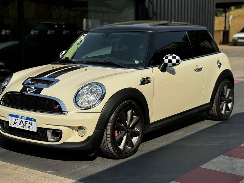 Mini COOPER COUPE S 1.6 Aut.