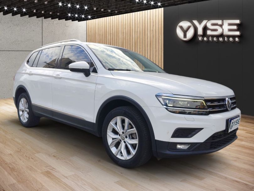 VolksWagen TIGUAN Allspac Comf 250 TSI 1.4 Flex