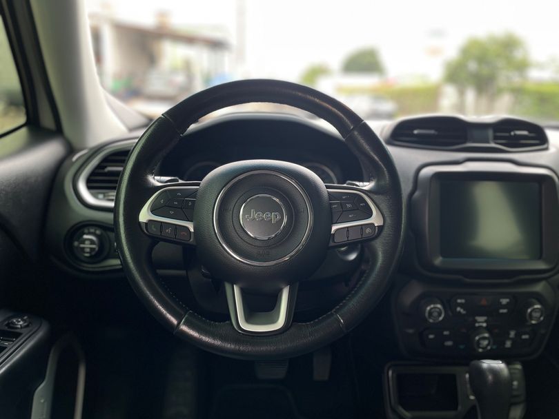 Jeep Renegade Limited 1.8 4x2 Flex 16V Aut.