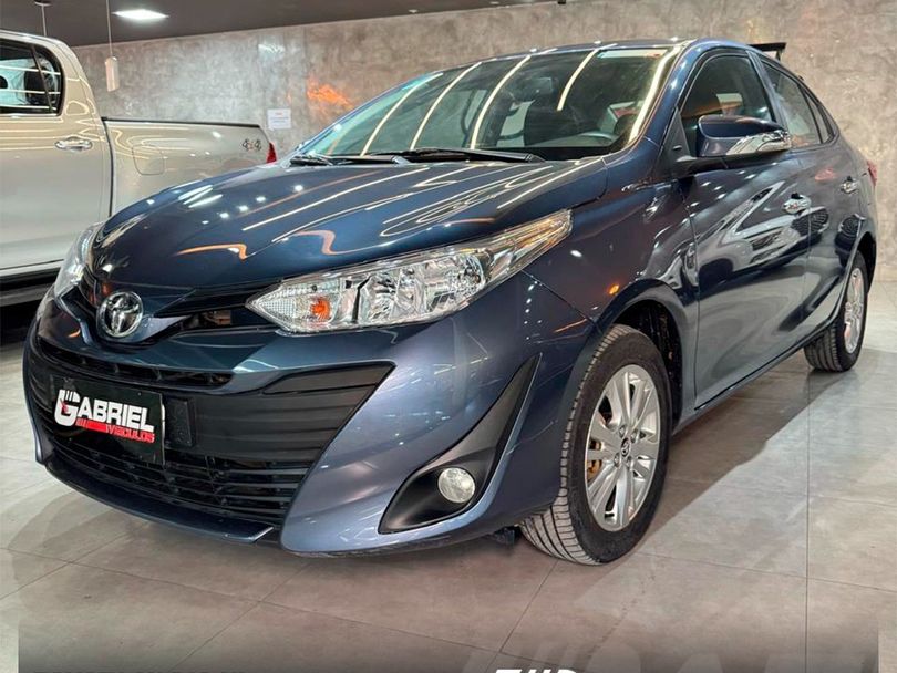 Toyota YARIS XL Sedan 1.5 Flex 16V 4p Mec.