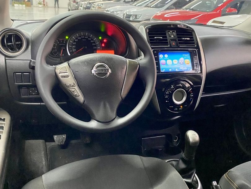 Nissan MARCH Rio2016 1.6 Flex Fuel 5p