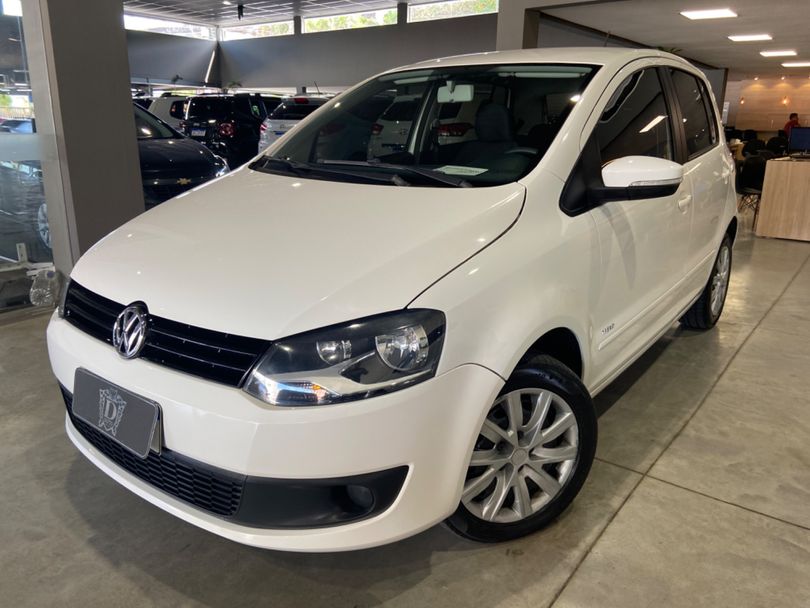VolksWagen Fox 1.6 Mi Total Flex 8V 5p