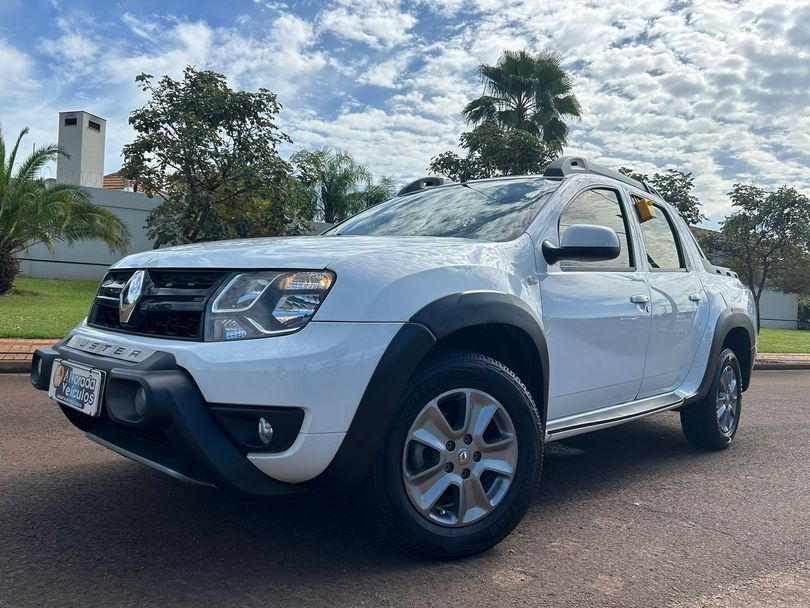 Renault DUSTER OROCH Dyna. 2.0 Flex 16V Aut.