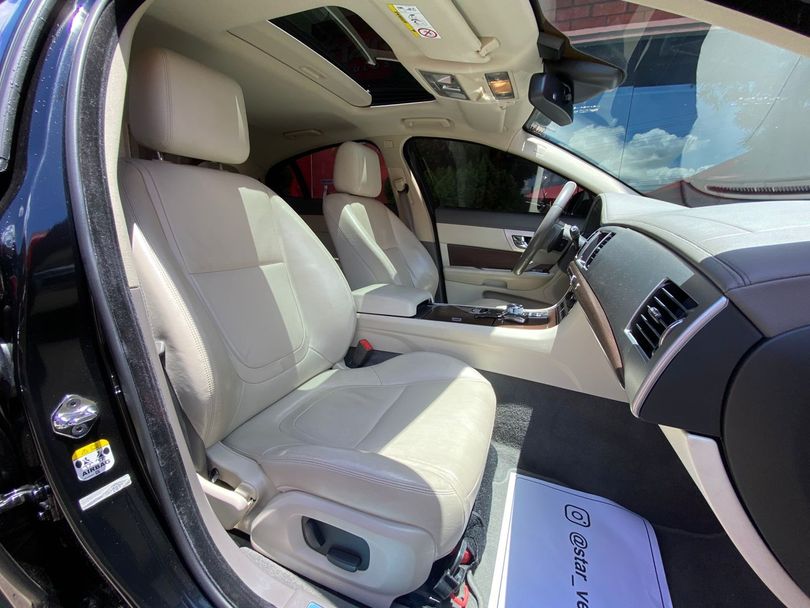 Jaguar XF 2.0 Turbo 16V 240cv Aut.