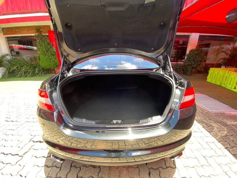 Jaguar XF 2.0 Turbo 16V 240cv Aut.