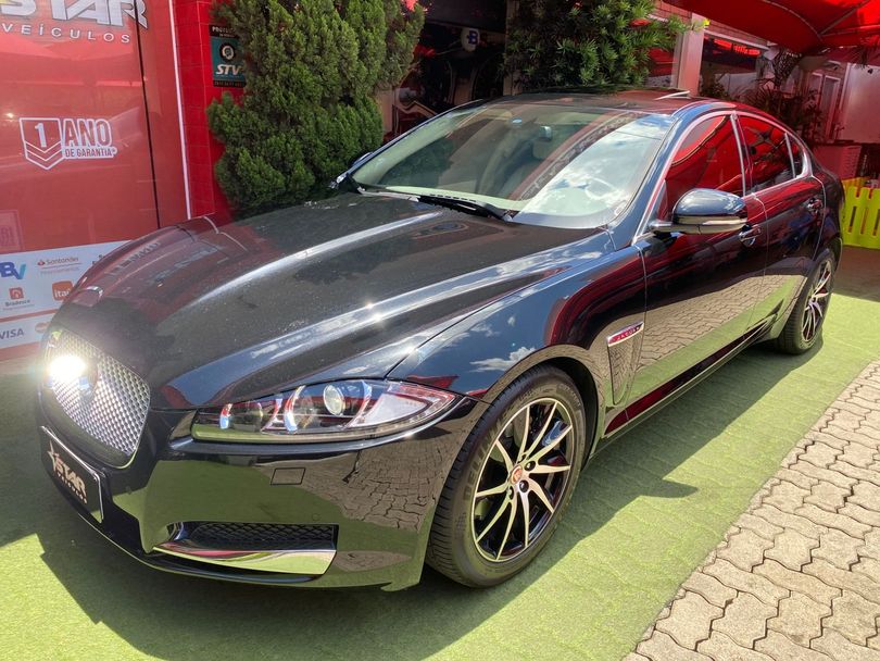 Jaguar XF 2.0 Turbo 16V 240cv Aut.