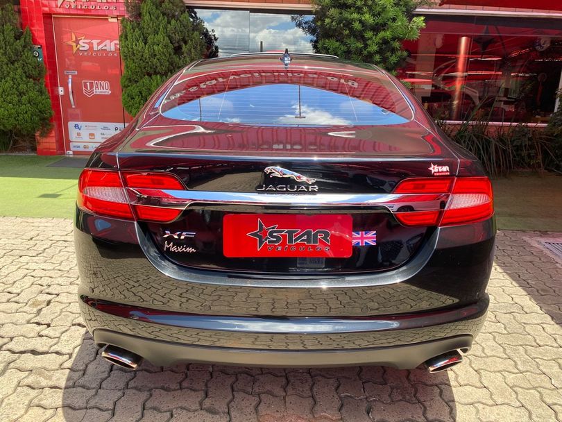 Jaguar XF 2.0 Turbo 16V 240cv Aut.