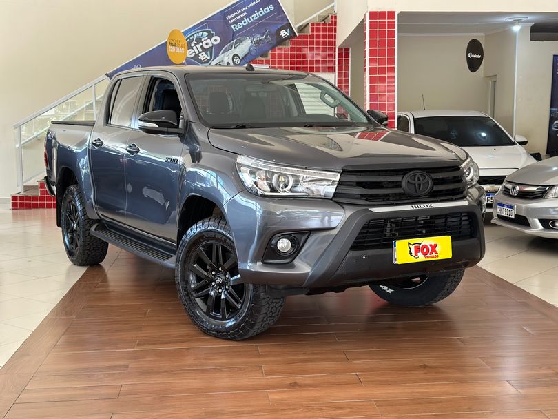Toyota Hilux CD SRX 4x4 2.8 TDI 16V Diesel Aut.