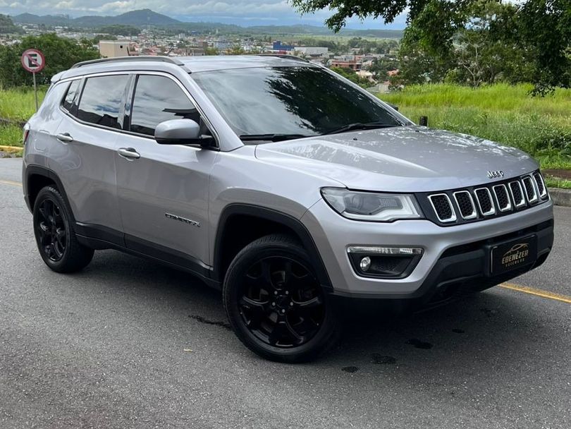 Jeep COMPASS LONGITUDE 2.0 4x4 Dies. 16V Aut.
