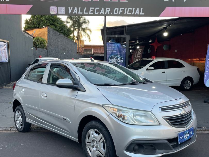 Chevrolet ONIX HATCH LT 1.0 8V FlexPower 5p Mec.