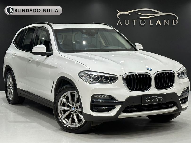 BMW X3 XDRIVE 30e X-Line Turbo Híbrido Aut.