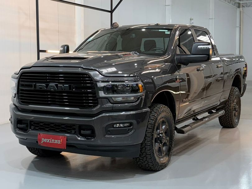 RAM 2500 LARAM. 6.7 NIGHT ED. TB CD 4x4 Die.