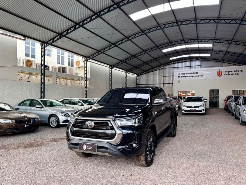 Toyota Hilux CD SRX 4x4 2.8 TDI 16V Diesel Aut.