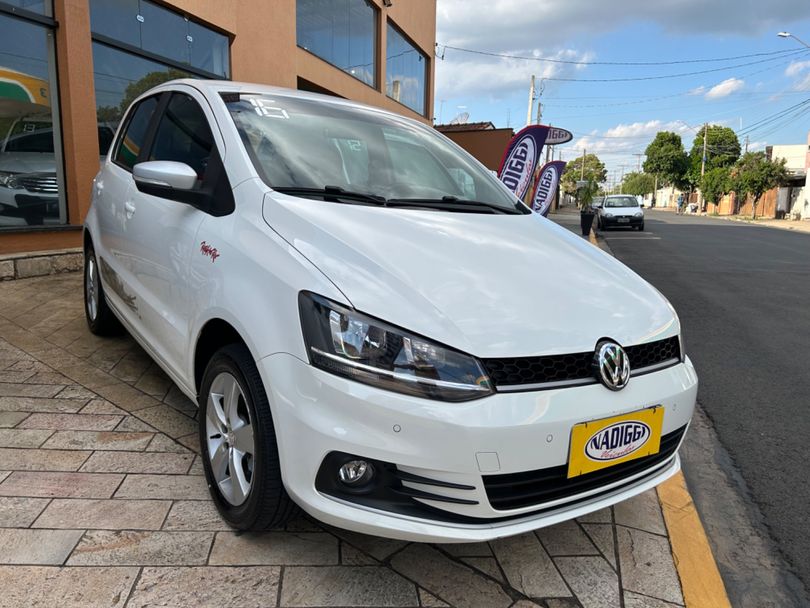 VolksWagen Fox Rock in Rio 1.6 Mi Total Flex 8V 5p