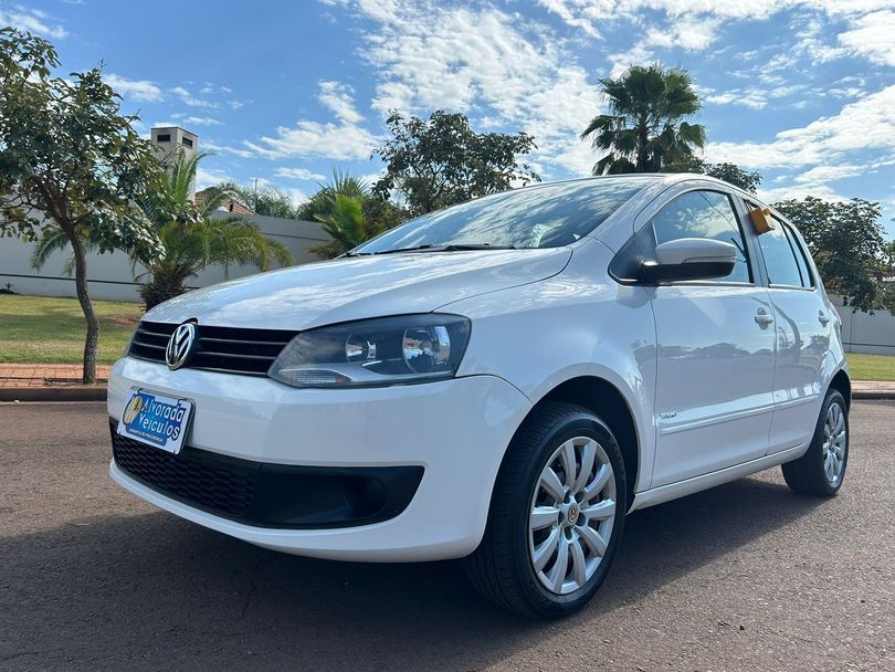 VolksWagen Fox 1.6 Mi Total Flex 8V 5p