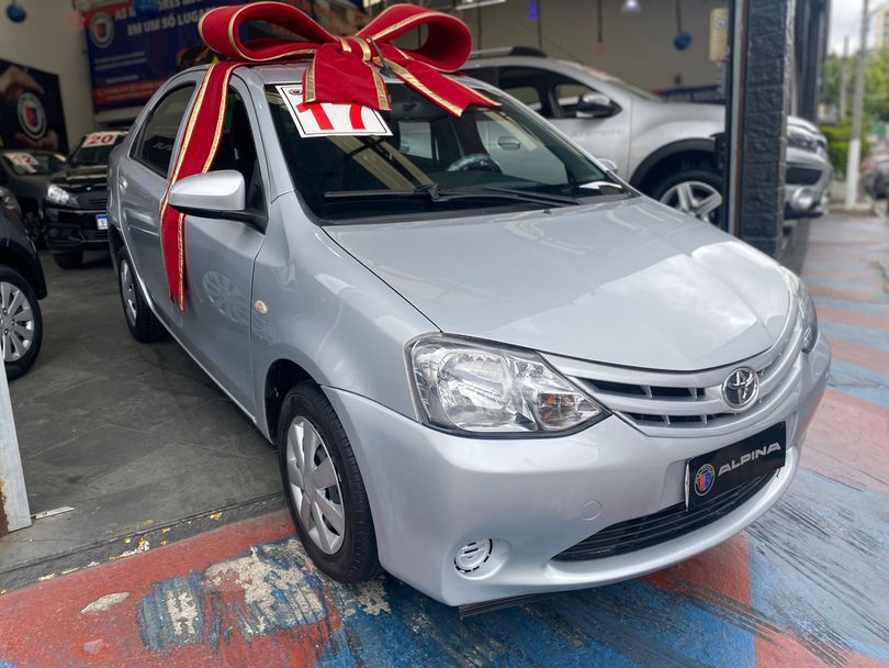 Toyota ETIOS XS Sedan1.5 Flex 16V 4p Mec.
