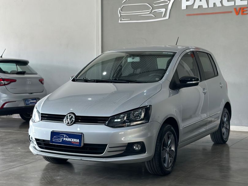 VolksWagen Fox Connect 1.6 Flex 8V 5p