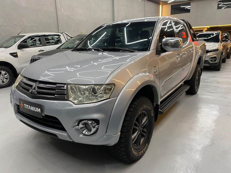 Mitsubishi L200 Triton HPE 3.2 CD TB Int.Diesel Aut
