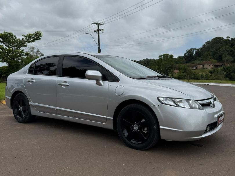 Honda Civic Sedan LXS 1.8/1.8 Flex 16V Mec. 4p