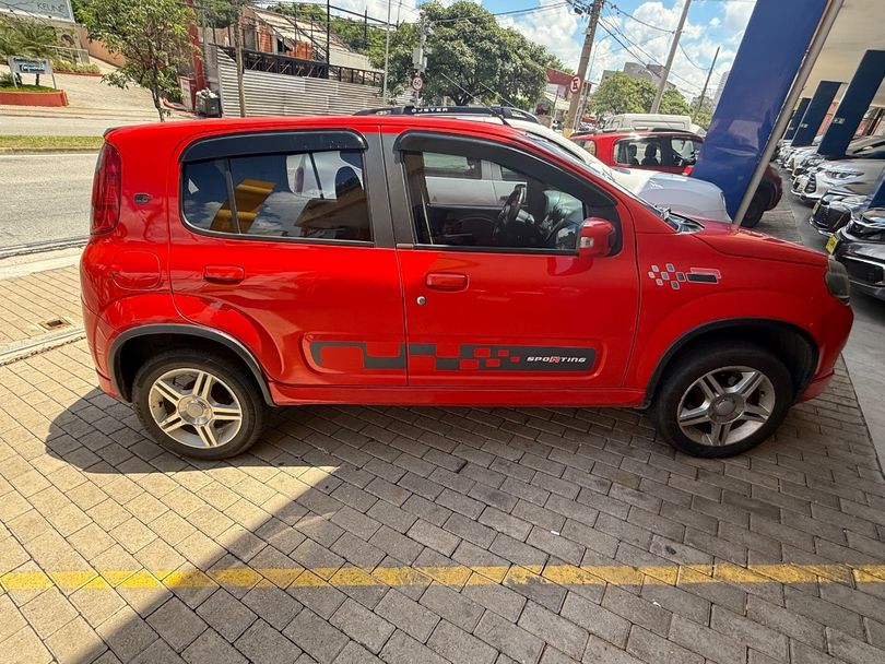 Fiat UNO SPORTING 1.4 EVO Fire Flex 8V 4p