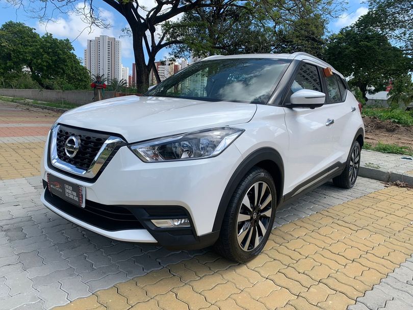 Nissan KICKS SL 1.6 16V FlexStar 5p Aut.
