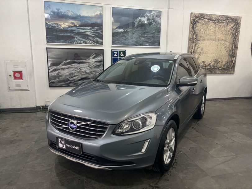 Volvo XC 60 T-5 MOMENTUM 2.0 245cv FWD 5p