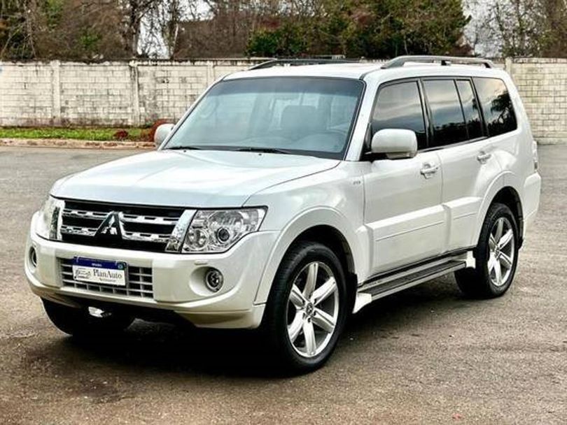MITSUBISHI 3.2 HPE 4X4 16V TURBO INTERCOOLER DIESEL 4P AUTOMÁTICO