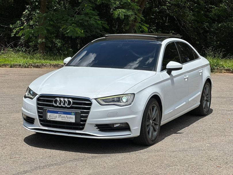 AUDI 1.8 TFSI SEDAN AMBITION 16V 180CV GASOLINA 4P AUTOMÁTICO