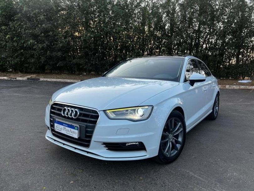 AUDI 1.8 TFSI SEDAN AMBITION 16V 180CV GASOLINA 4P AUTOMÁTICO