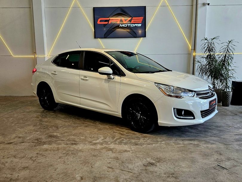 Citroën C4 LOUNGE Origine 2.0 Flex 4p Aut.