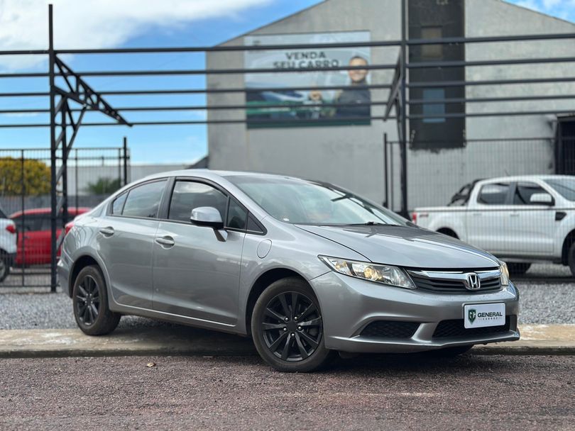 Honda Civic Sedan LXS 1.8/1.8 Flex 16V Mec. 4p