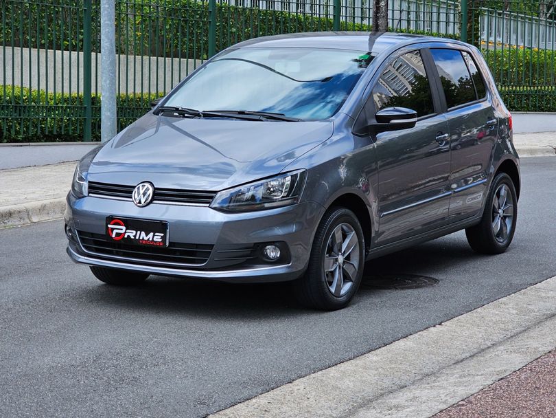 VolksWagen Fox Connect 1.6 Flex 8V 5p