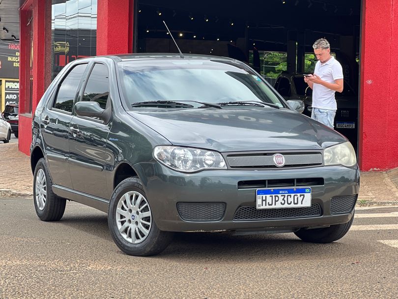 Fiat Palio Celebration 1.0 Fire Flex 8V 4p