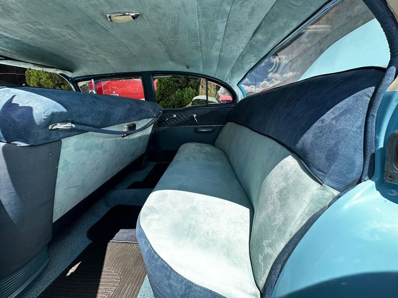 OLDSMOBILE V8 ROCKET AUTOMÁTICO