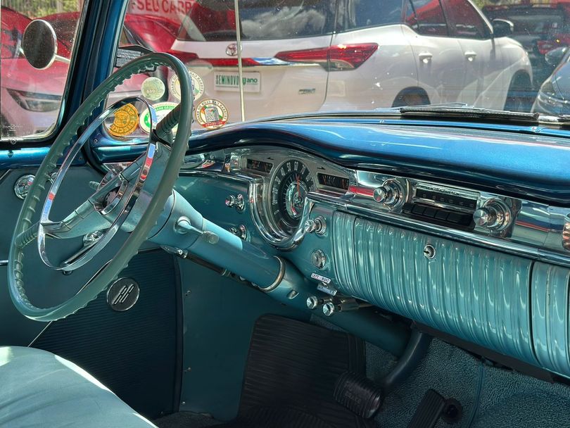 OLDSMOBILE V8 ROCKET AUTOMÁTICO