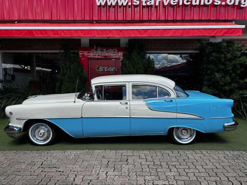 OLDSMOBILE V8 ROCKET AUTOMÁTICO